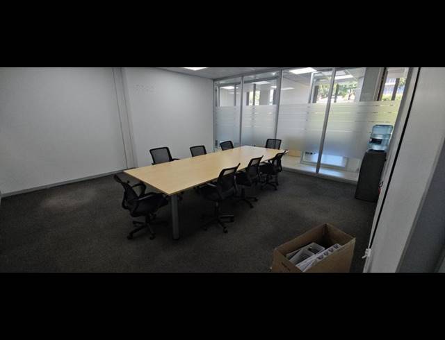 BUSINESS PROPERTY TO RENT IN CARLSWALD